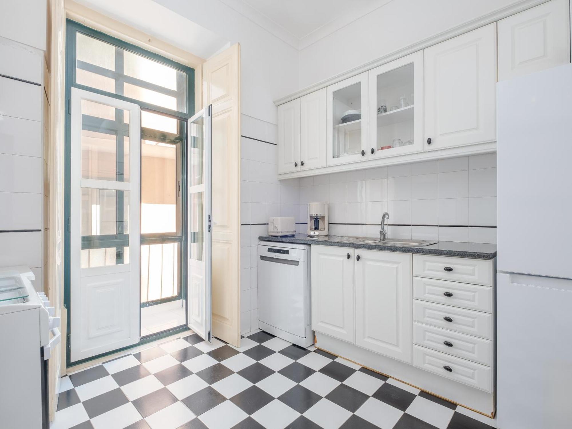Cool Apartment Near Alfama Lissabon Buitenkant foto
