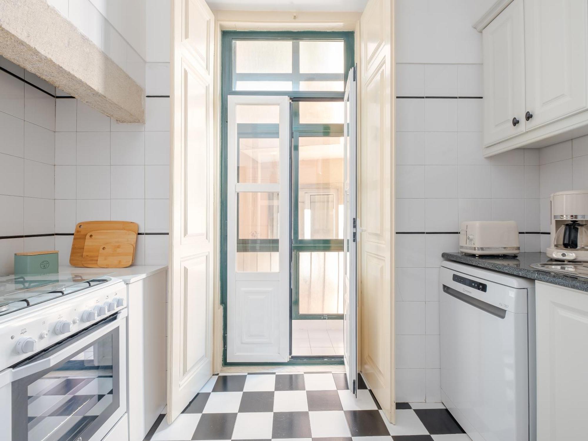 Cool Apartment Near Alfama Lissabon Buitenkant foto